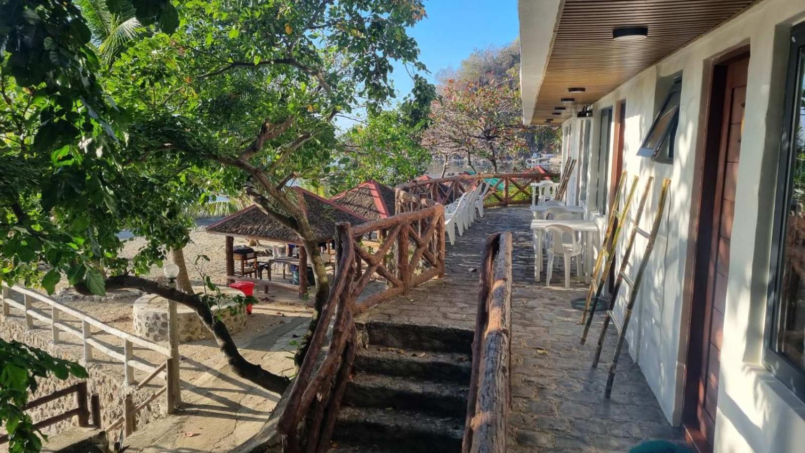 Dive And Trek Resort And Marine Sanctuary Bauan Экстерьер фото